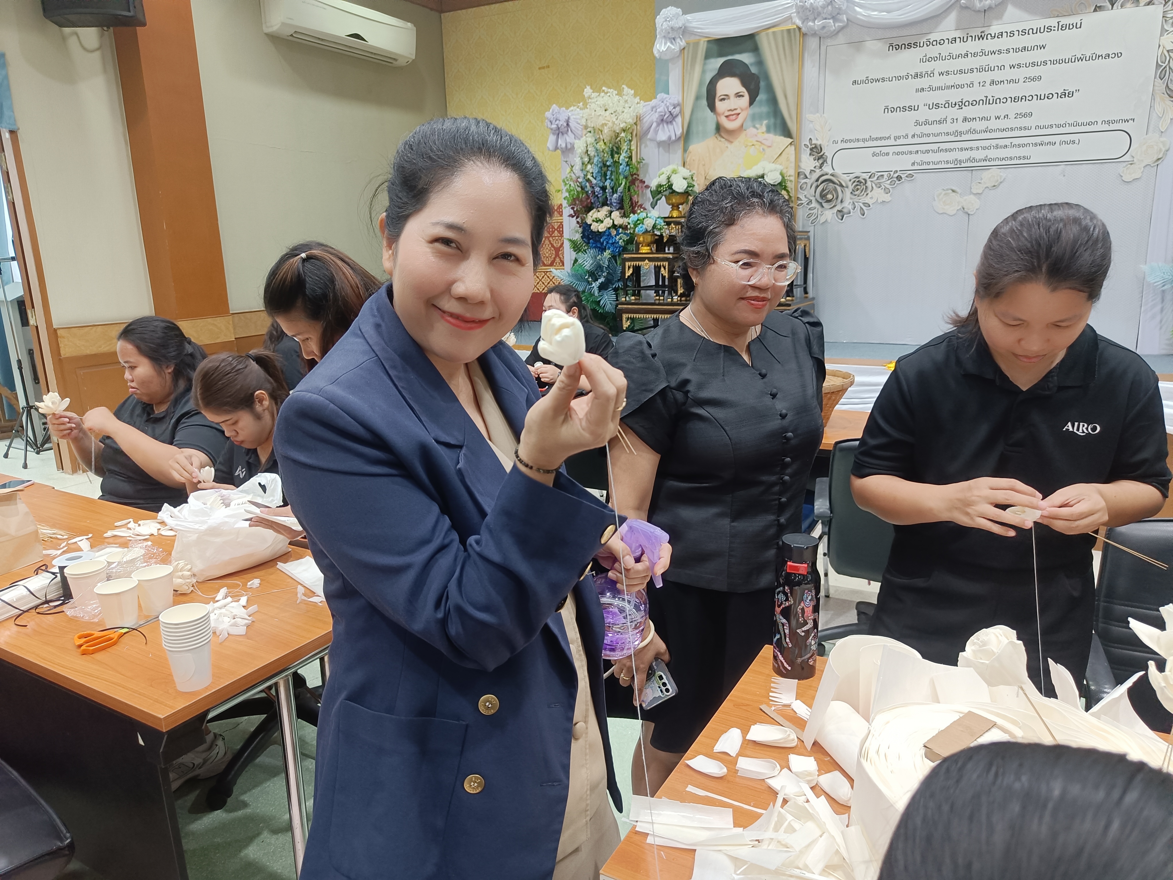 title - ผอ. กพร. ส.ป.ก. นำทีม พร้อมด้วยเจ้าหน้าที่ เข้าร่วมกิจกรรมจิตอาสาบำเพ็ญสาธารณประโยชน์